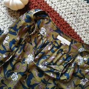 LOFT Long Sleeve Green Patterned Silky Top